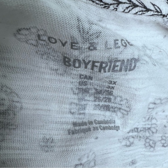 Addition Elle Love & Legend Off White & Black Floral Tshirt Boyfriend Fit - Picture 7 of 8